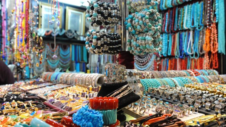 A Maze of Treasures in Istanbul's Grand Bazaar