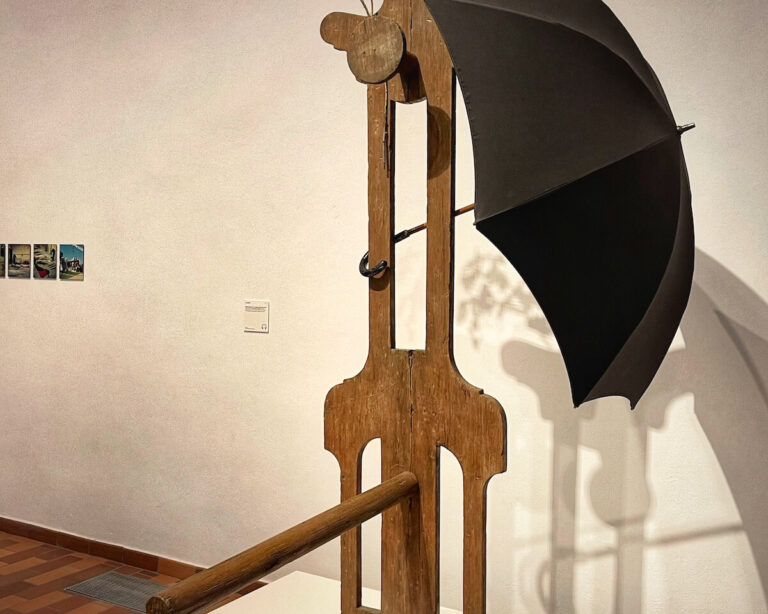 miro umbrella barcelona