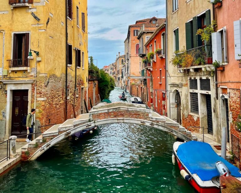 ponte chiodo is in the local neigborhood of Cannareggio