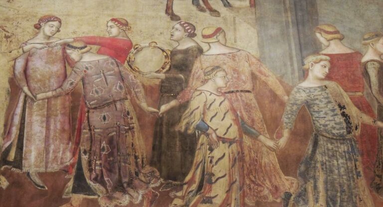 frescoes in the palazzo pubblico relate the history of siena