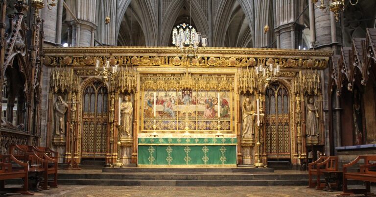 the high altar in westminster abbey