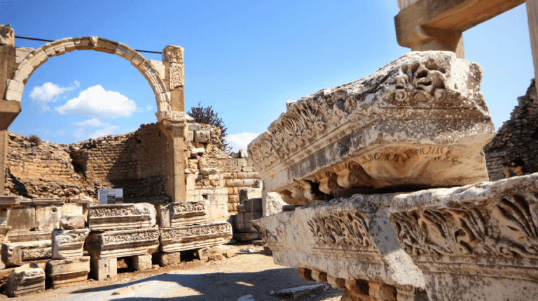 the ruins of ephesus in turkey