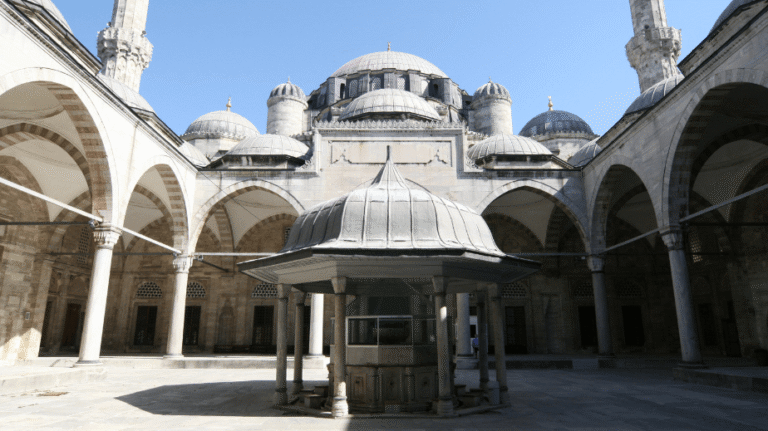 istanbul is home to stunning architecture